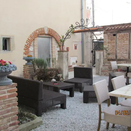 De La Commanderie Hotel