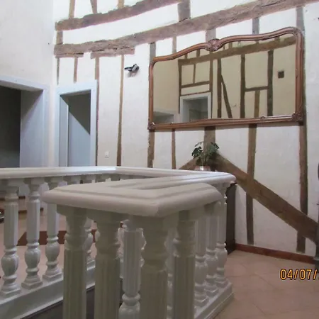 Hotel De La Commanderie Revel (Haute-Garonne)