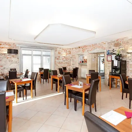 De La Commanderie Hotel