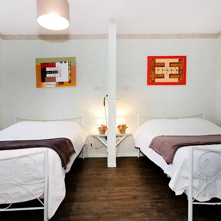 Hotel De La Commanderie 2*